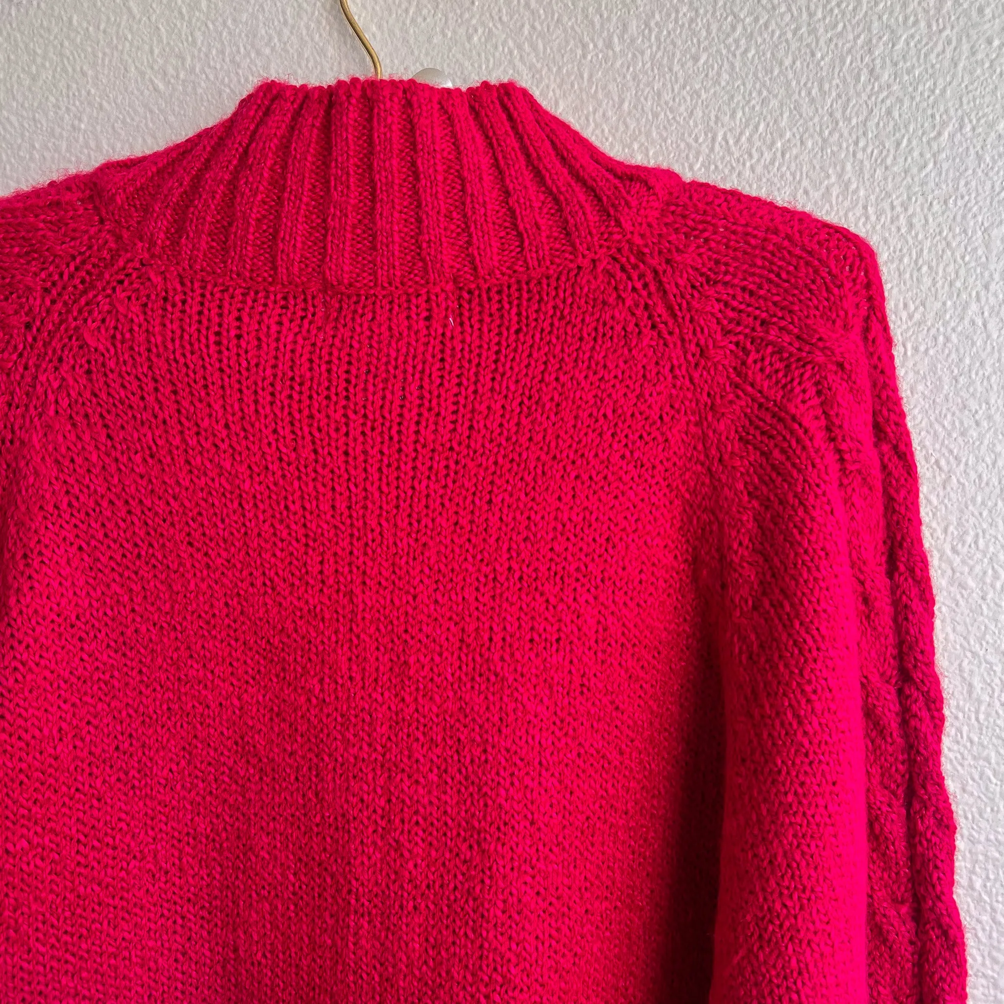 1980s Magenta Pink Heavy Knit Sweater (L/XL)