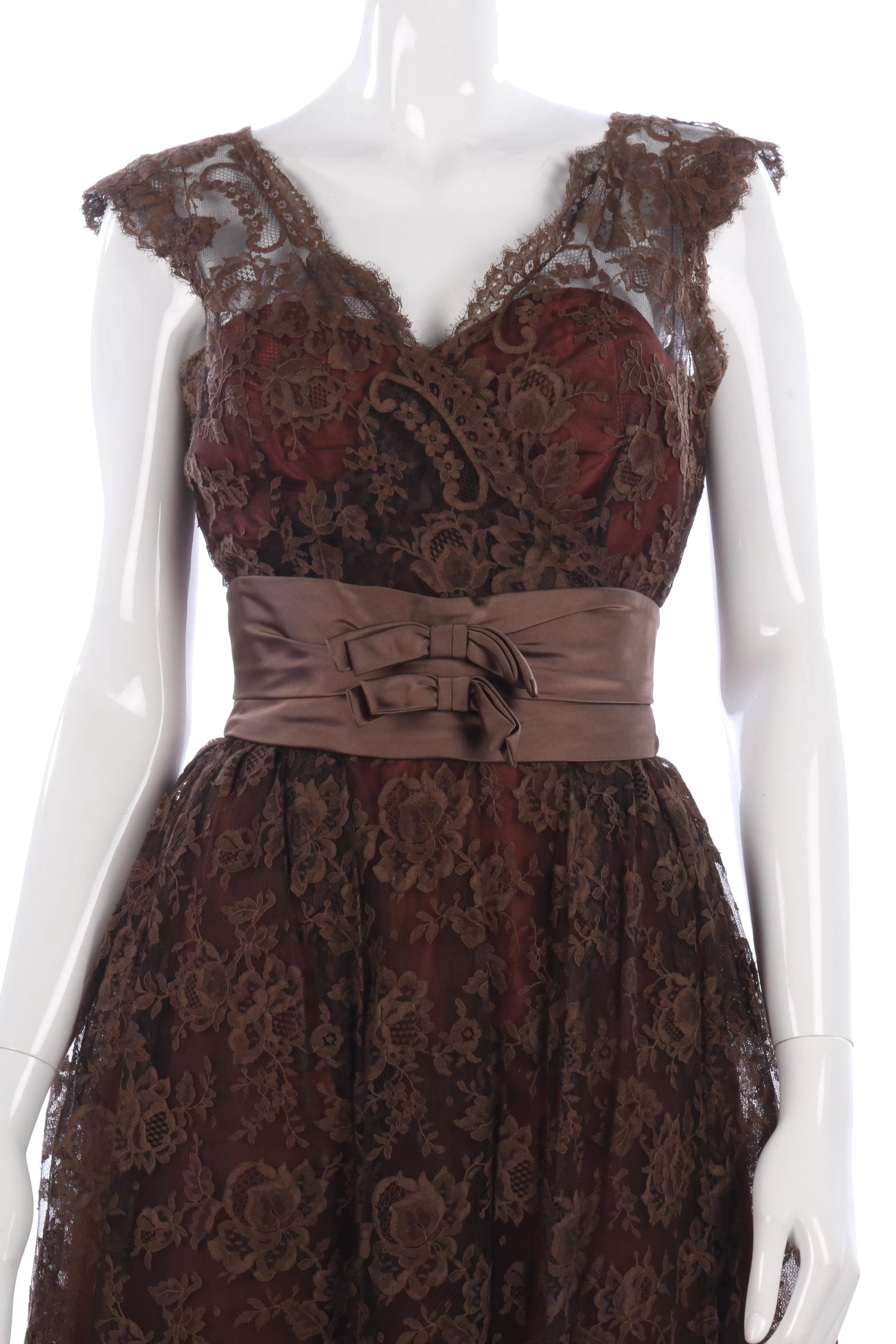 Beautiful 1950's brown lace dress size S