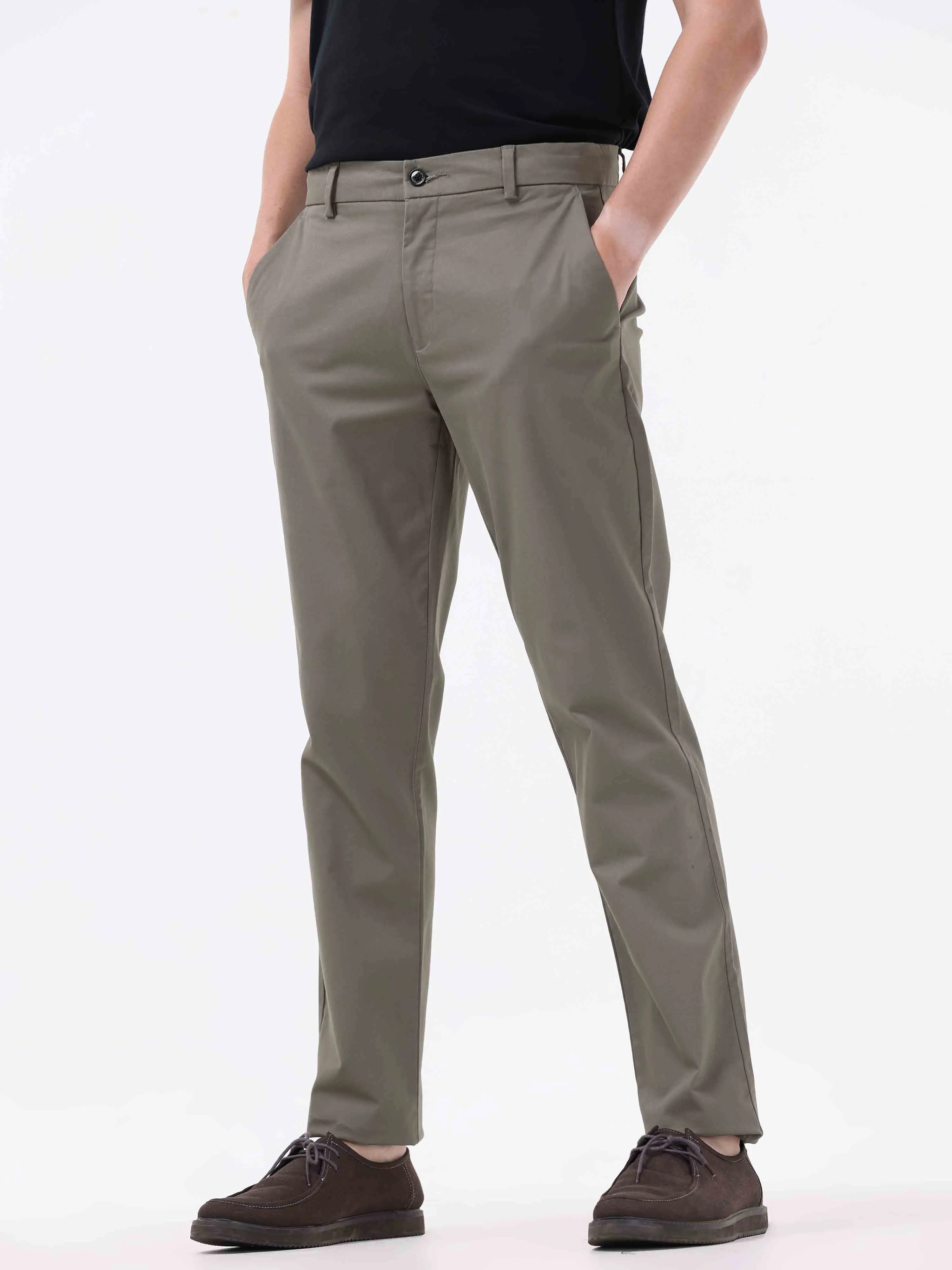 Broken Signature Olive Chino