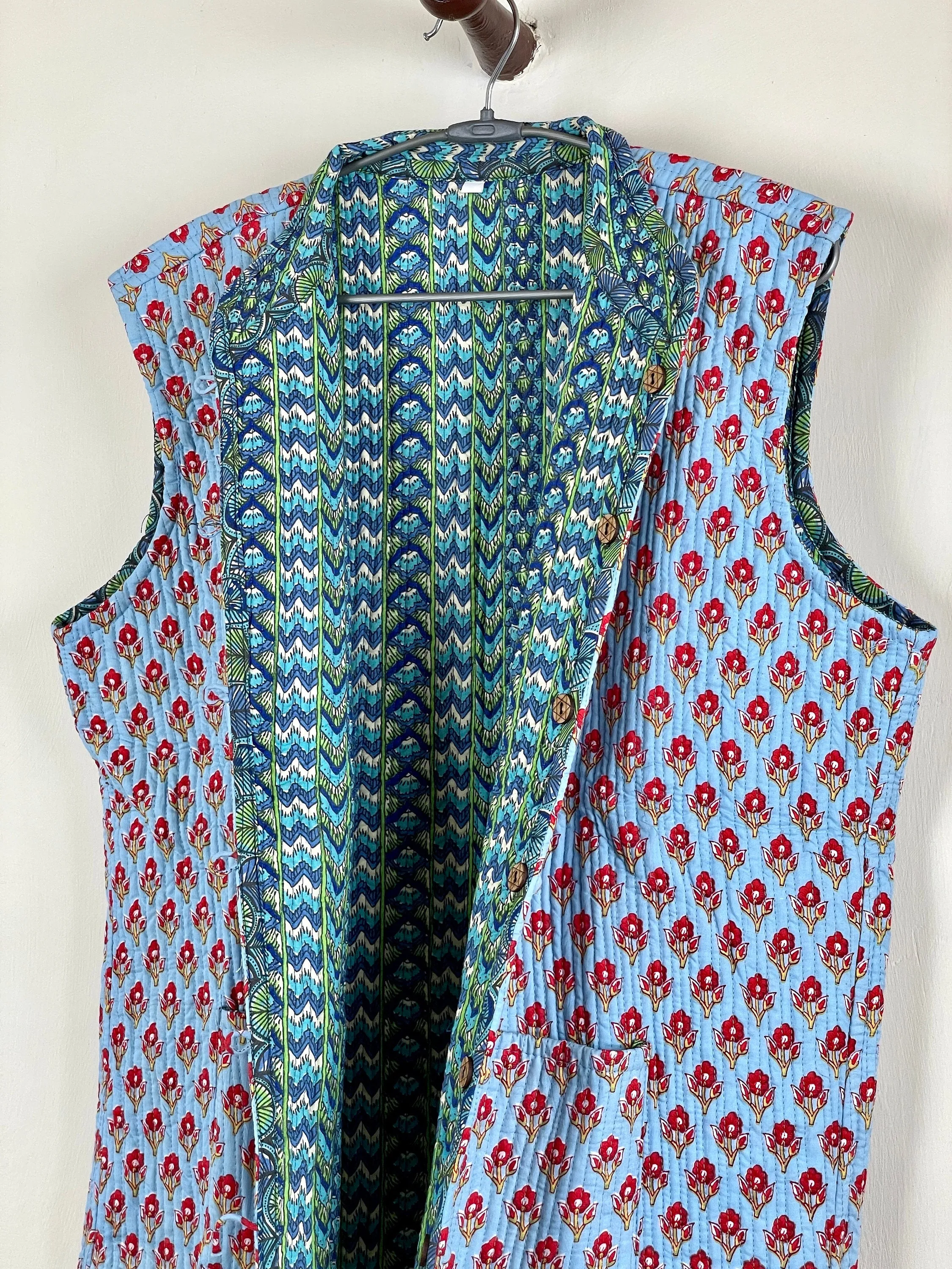 Indian Handmade Quilted Cotton Fabric Jacket Stylish Blue & Red Floral Women's Sleeveless Vest, Reversible Waistcoat for Her