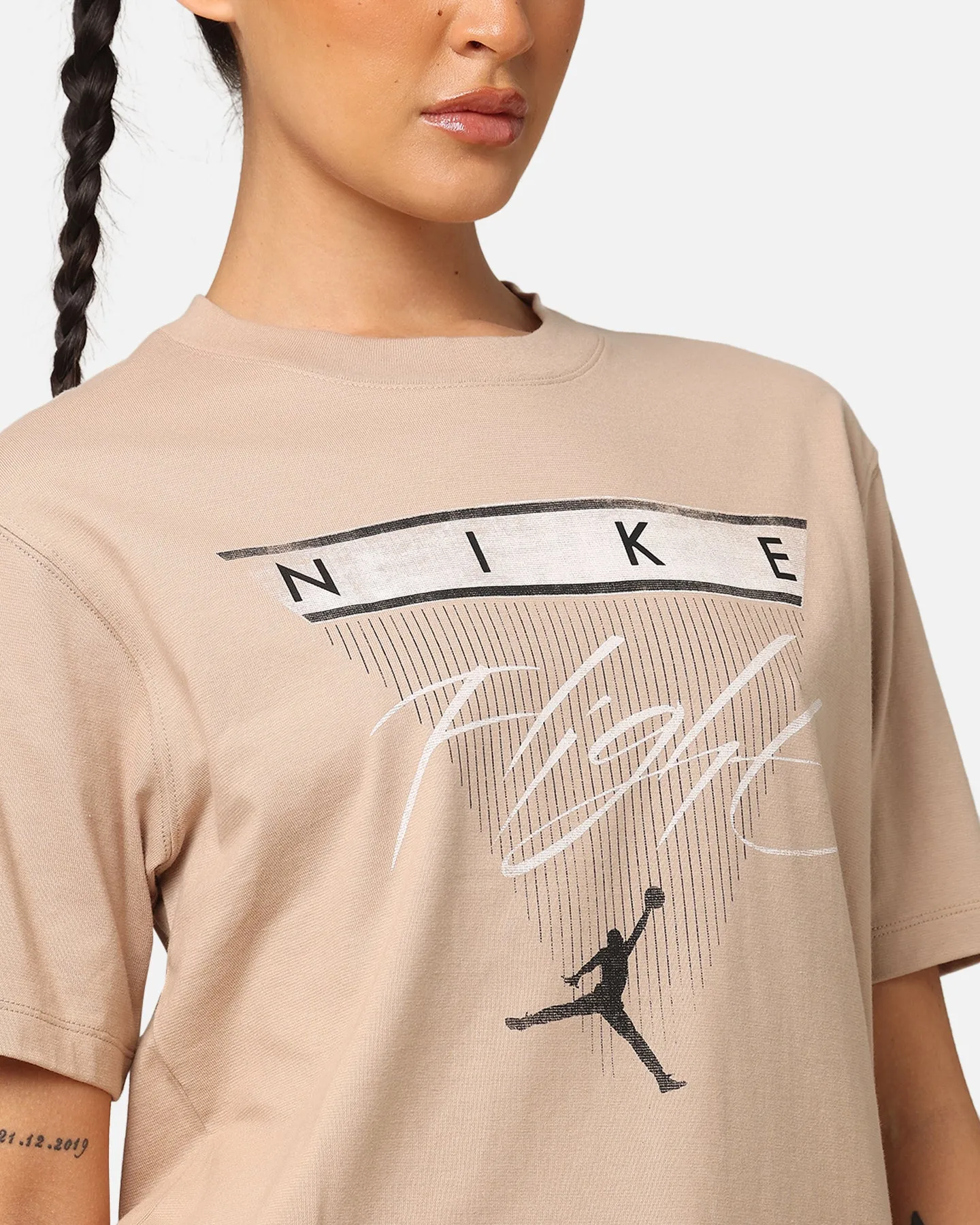 Jordan Women's Jordan Flight Heritage Graphic T-Shirt Legend Mid Brown