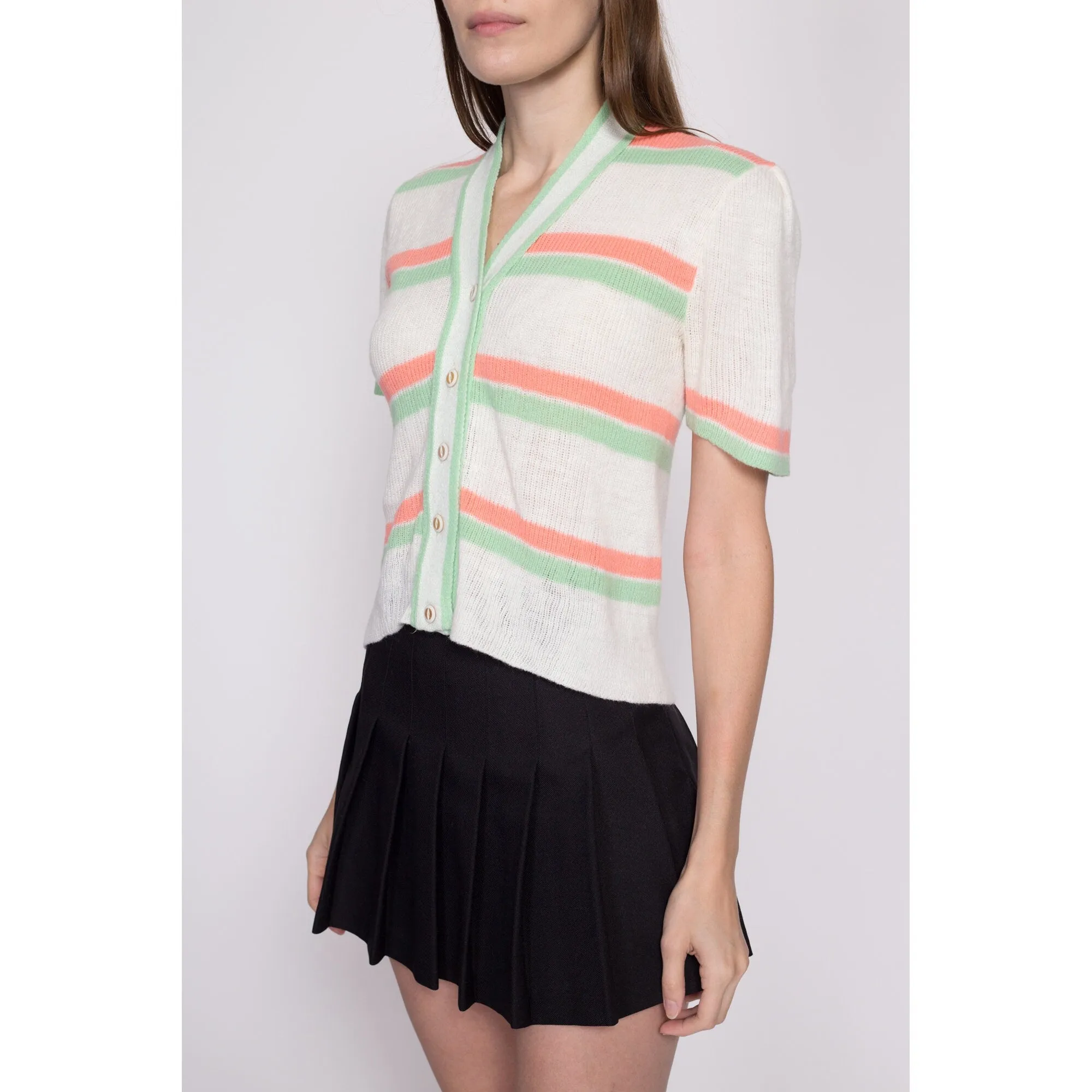 Medium 70s White Pastel Striped Knit Top