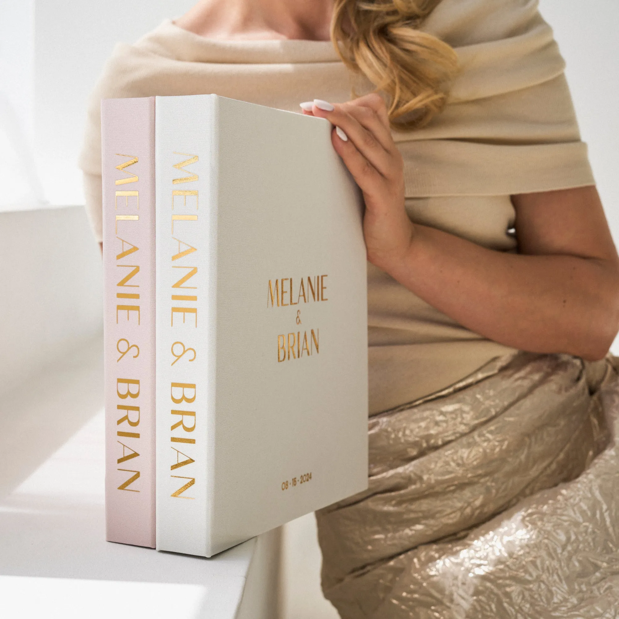 Silky White   Real Gold | Guest Book