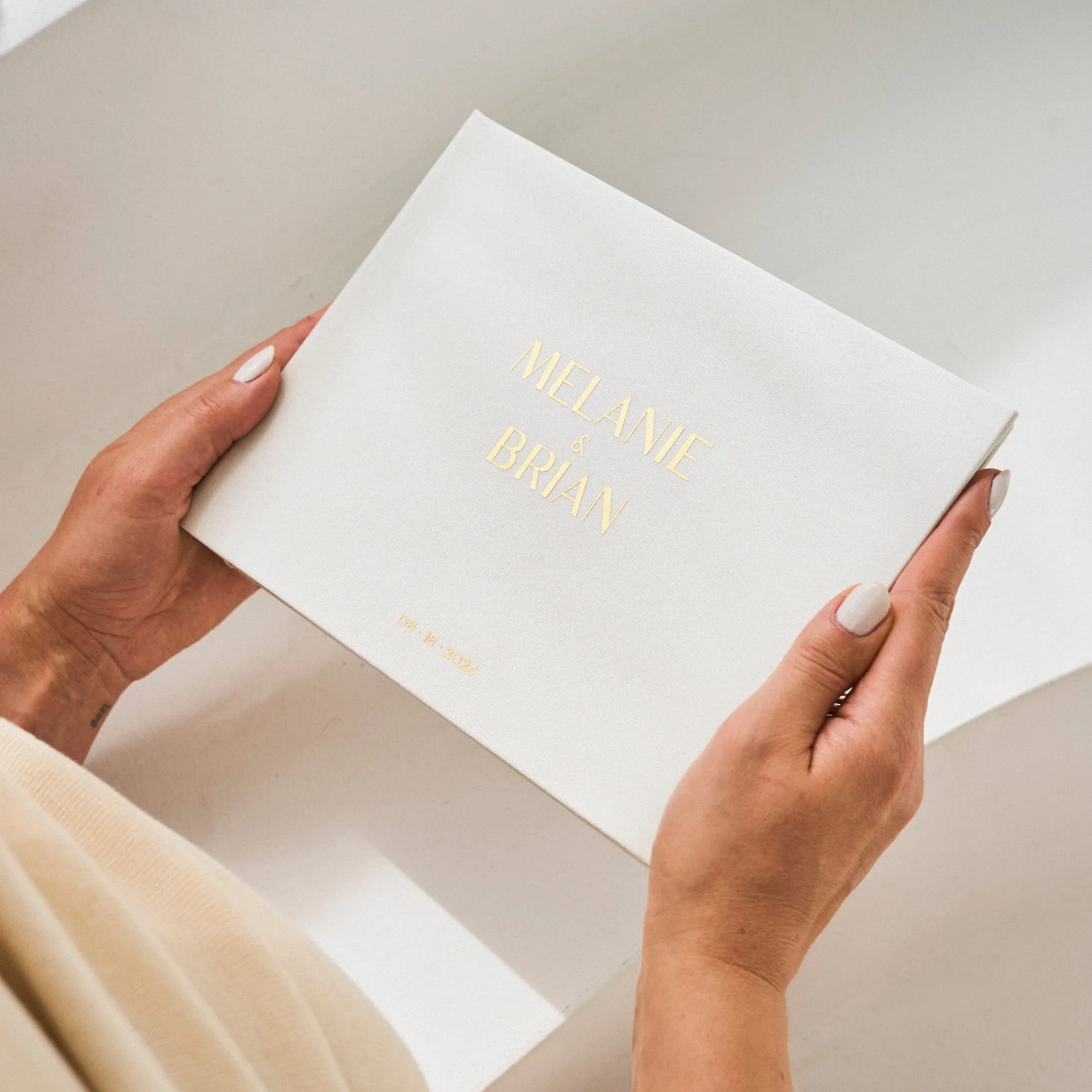 Silky White   Real Gold | Guest Book