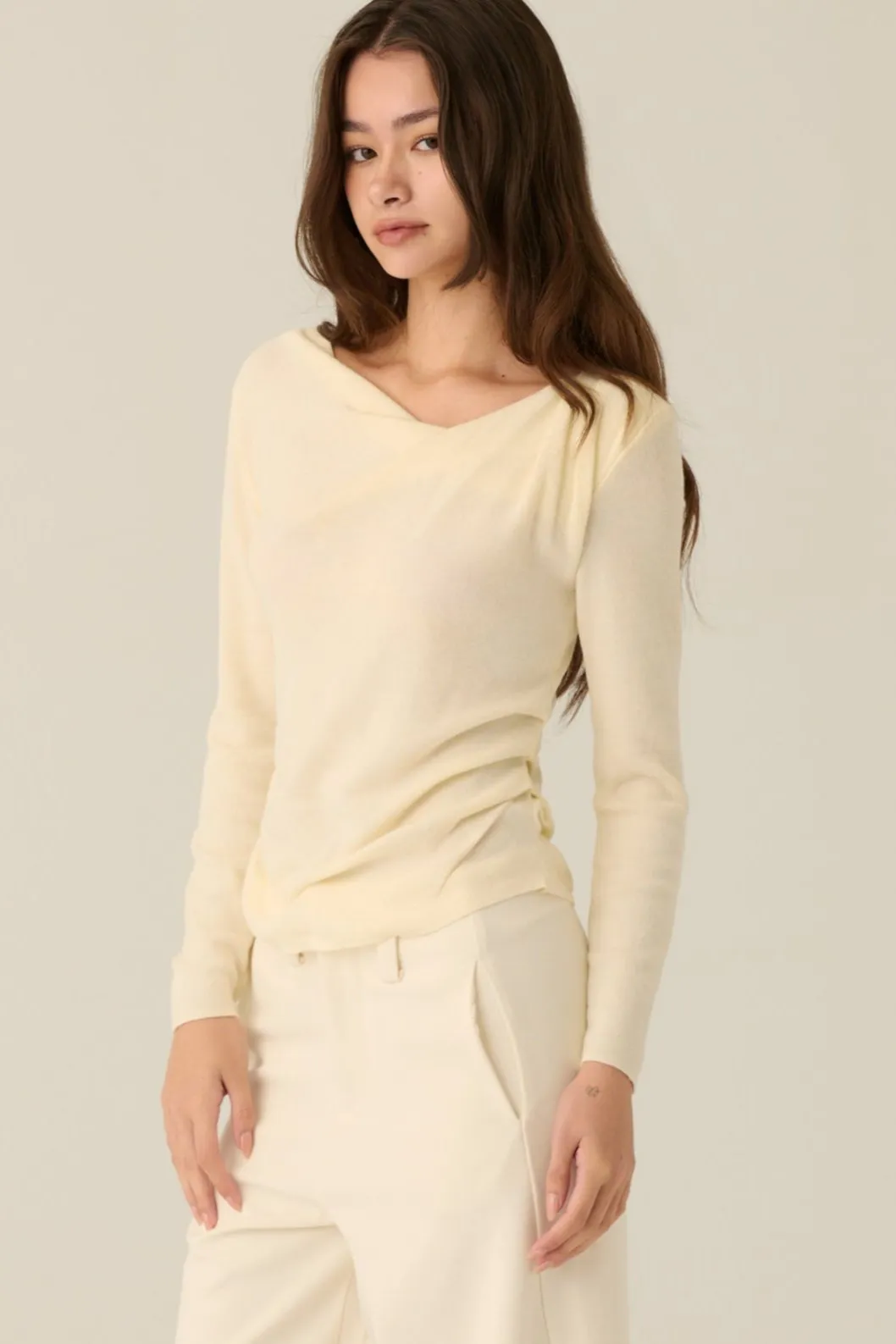 Stylish twist knit top in beige